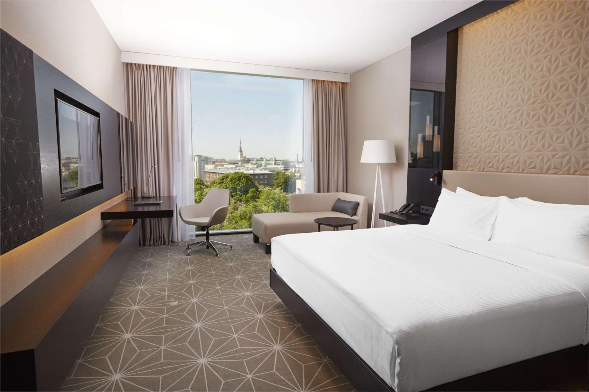Hilton Park Hotell 4*